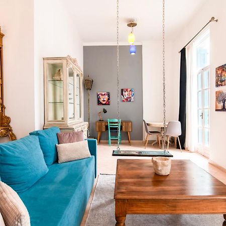 Neoclassical Loft In Monastiraki - Acropolis And Metro أثينا المظهر الخارجي الصورة