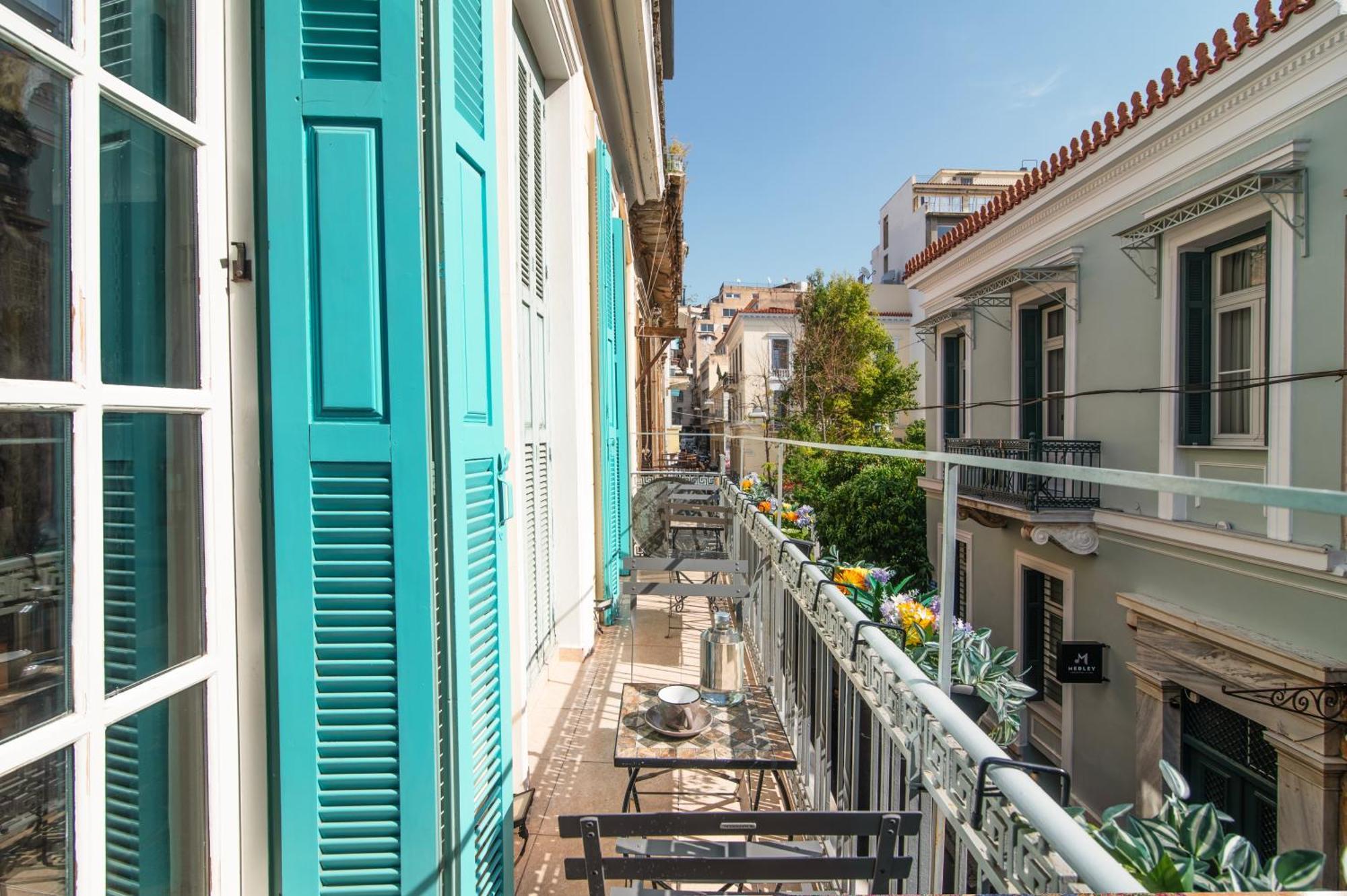 Neoclassical Loft In Monastiraki - Acropolis And Metro أثينا المظهر الخارجي الصورة