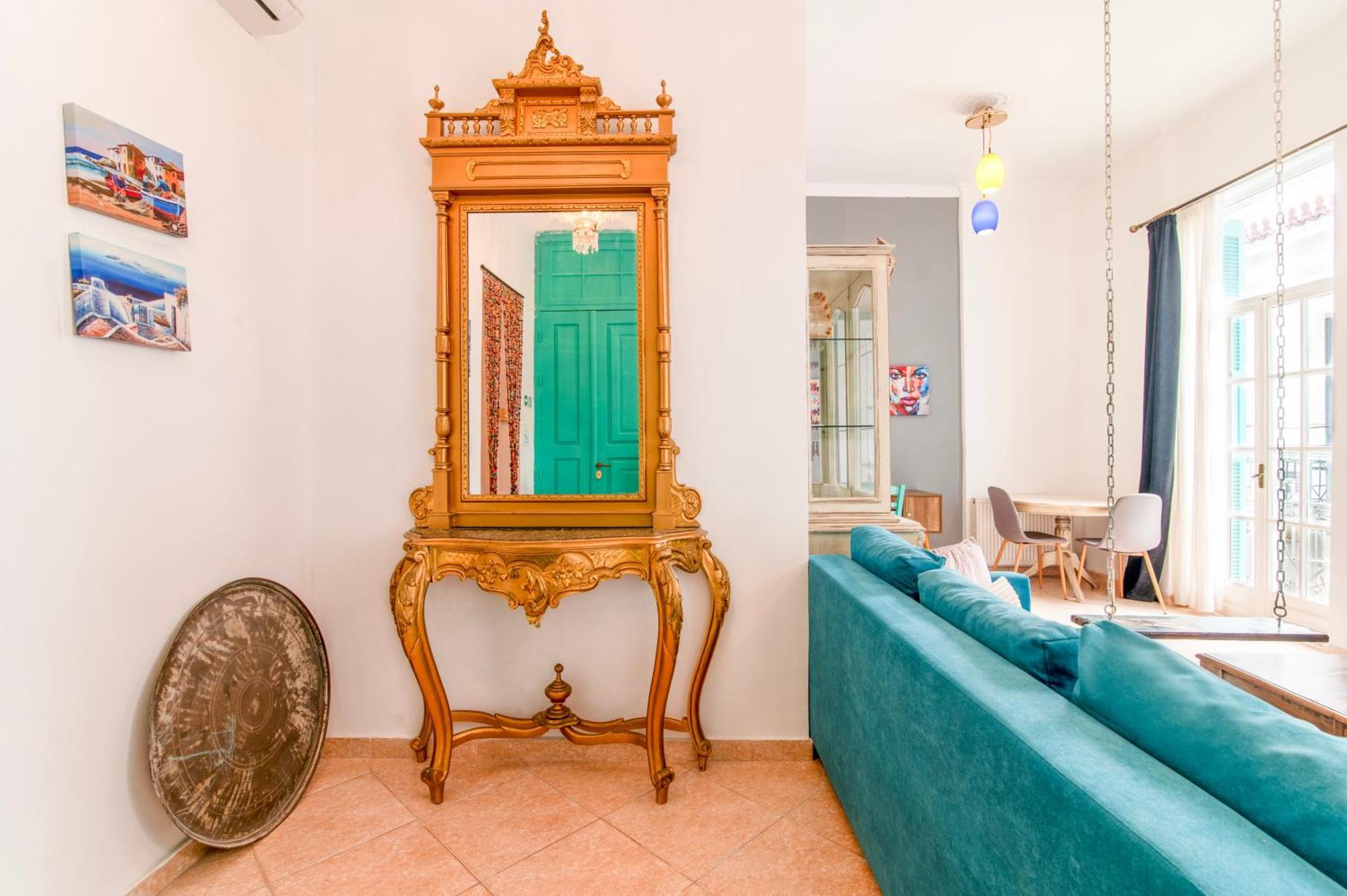 Neoclassical Loft In Monastiraki - Acropolis And Metro أثينا المظهر الخارجي الصورة